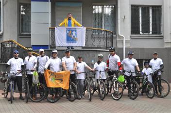 Вітаємо колег!