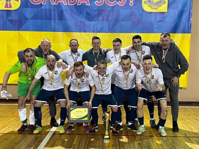 Стоїмо єдиним фронтом!