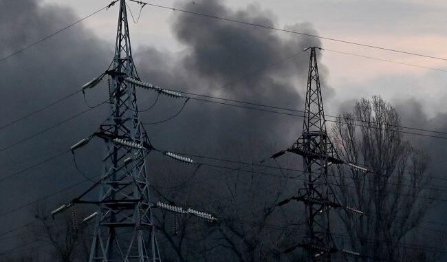 Як уникнути трагедії: правила поведінки поблизу ліній електропередач Як уникнути трагедії: правила поведінки поблизу ліній електропередач